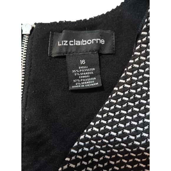 Liz Claiborne‎ Flattering Gored Midi Dress Plus 16 Panels Short Sleeves Career - Picture 7 of 11